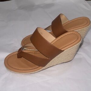 Elegant Tan Wedge Sandals